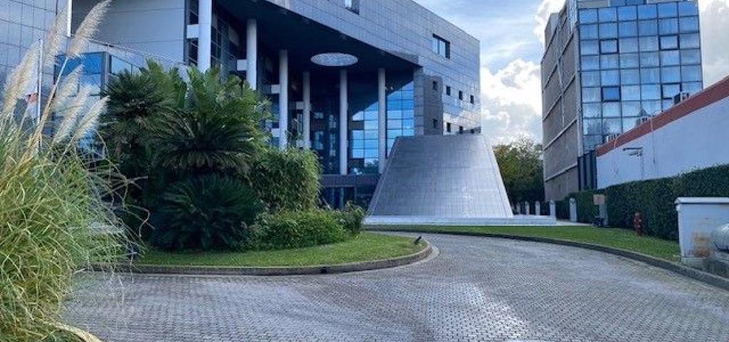 Στο κτίριο της Glaxo τα νέα γραφεία της JP Morgan στην Αθήνα Στο κτίριο της Glaxo τα νέα γραφεία της JP Morgan στην Αθήνα